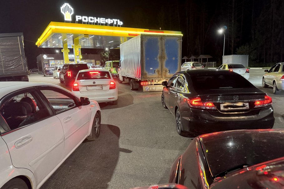 What will happen to gasoline and diesel prices at service stations? Expert opinions from "RG"
