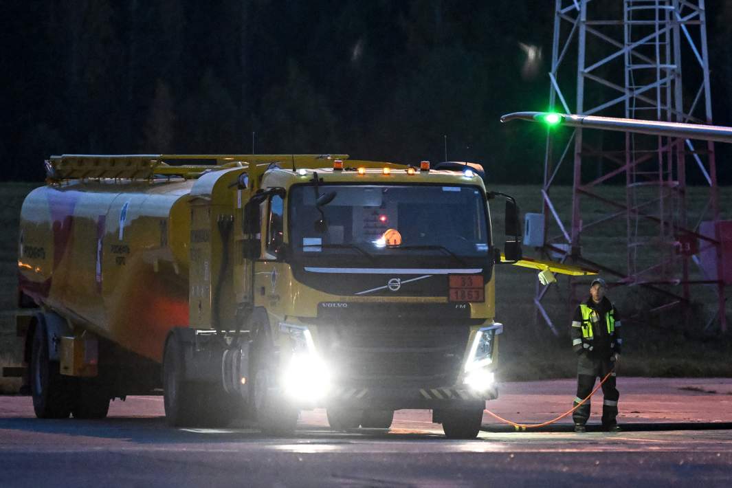 Smooth Sailing: Halting Aviation Kerosene Exports Shields Russia from Price Surges